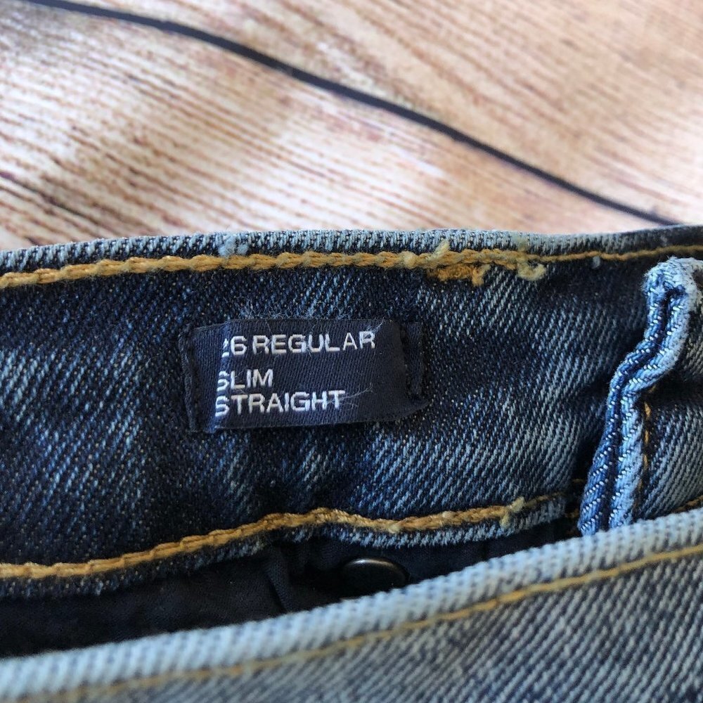 Gap Slim Straight Distressed Jeans Size 2/26R - Picture 6 of 8